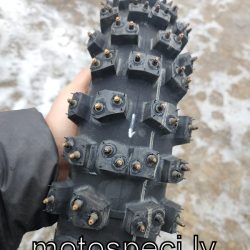 IZPĀRDOTS! Ziemas motokrosa riepa ar radzēm 90/100-16 Mitas Terra Force-EX HT 454, 22 mm radzes. Cena 240.00 eur